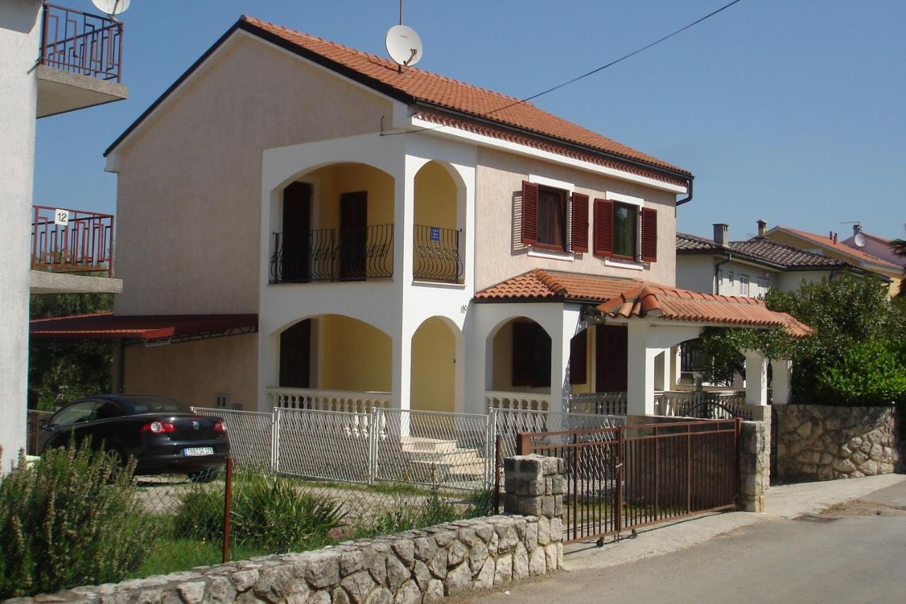 Studio Apartment Branka Malinska Exterior foto